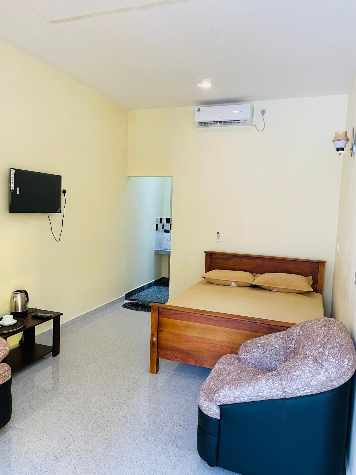 Great Victoria Palace Ratnapura Dış mekan fotoğraf